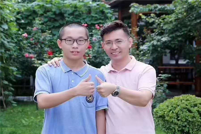 Q1706 侯宇嘉.jpg